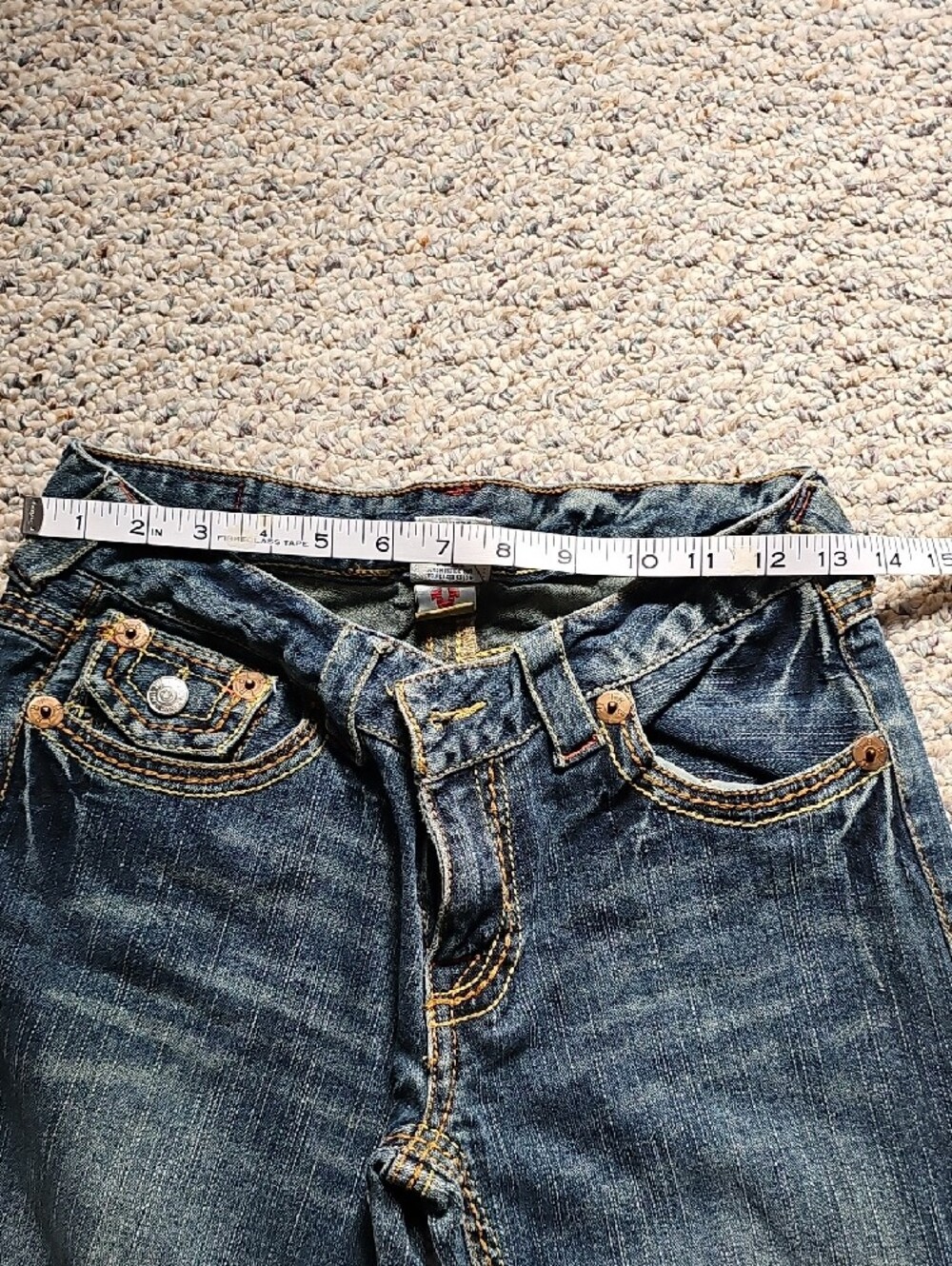 True Religion Women’s Bootcut Jeans in Dark Blue Wash.  28 Waist - Picture 5 of 7